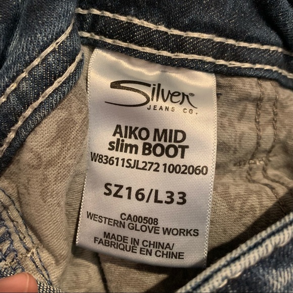 Silver Aiko Slim Super Stretch Cutoff Shorts Light Wash Size 16 - Picture 9 of 10